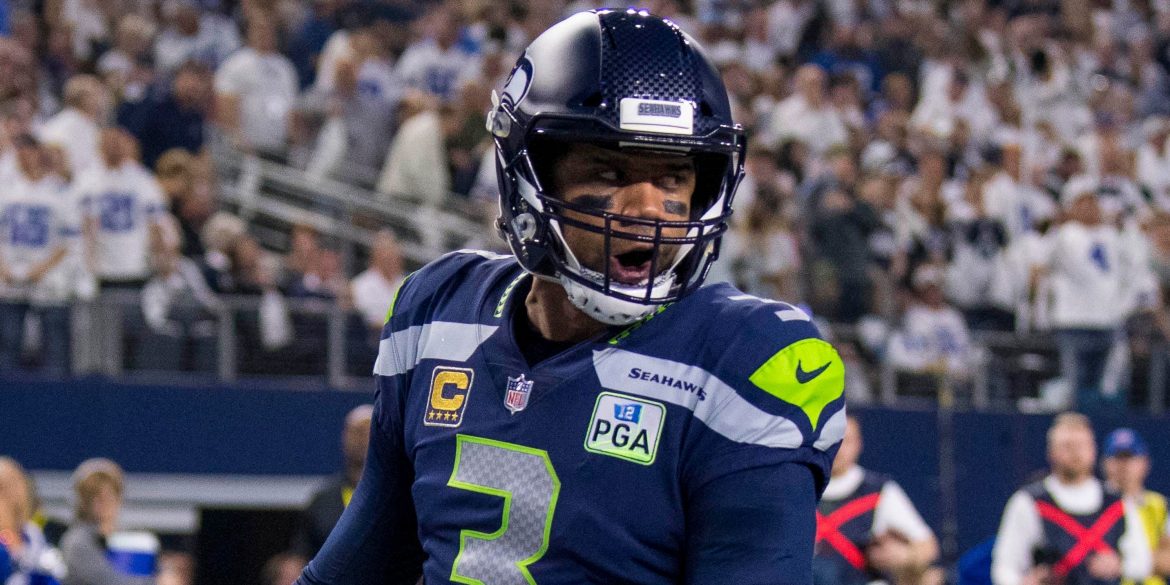 Hawk Blogger – Unflinching analysis of all things Seahawks