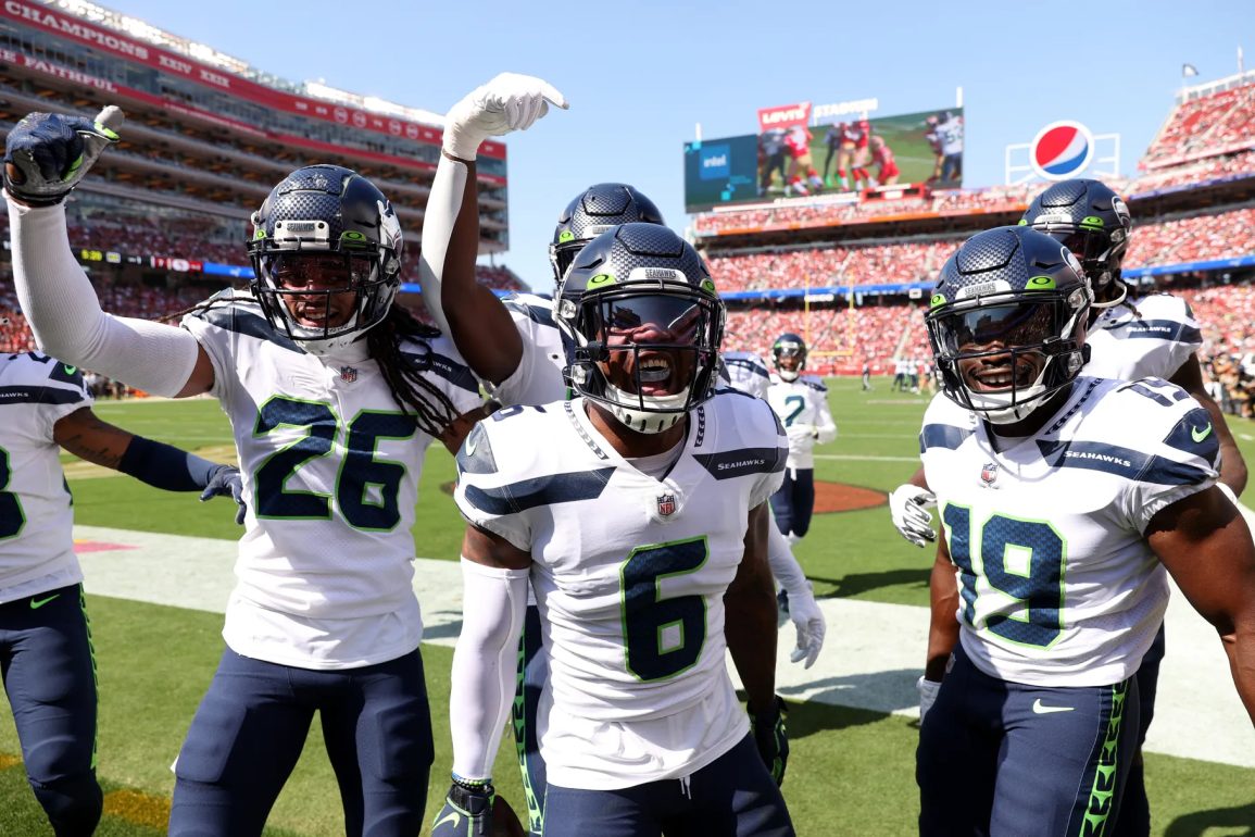 Real Hawk Talk Episode 170: Seahawks / 49ers Post Game ...