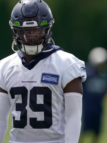 2023 Seahawks Roster Outlook (defense): How to upgrade front seven – Hawk  Blogger