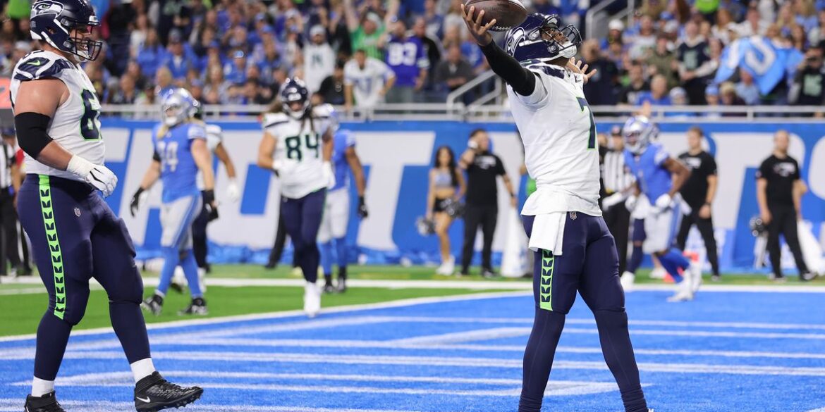 Hawk Blogger – Unflinching analysis of all things Seahawks